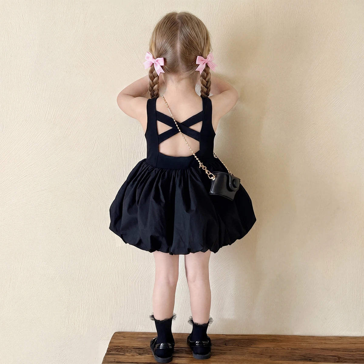 Girls Black Criss-Cross Back Sleeveless Balloon Dress Casual Dresses