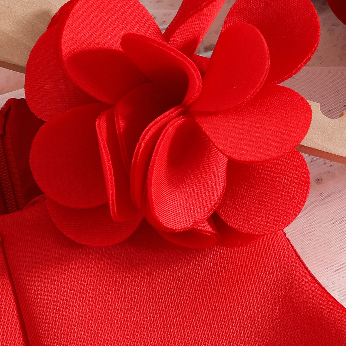 Girls Red Solid A-line Party Dress With Flower Appliques Party Dresses