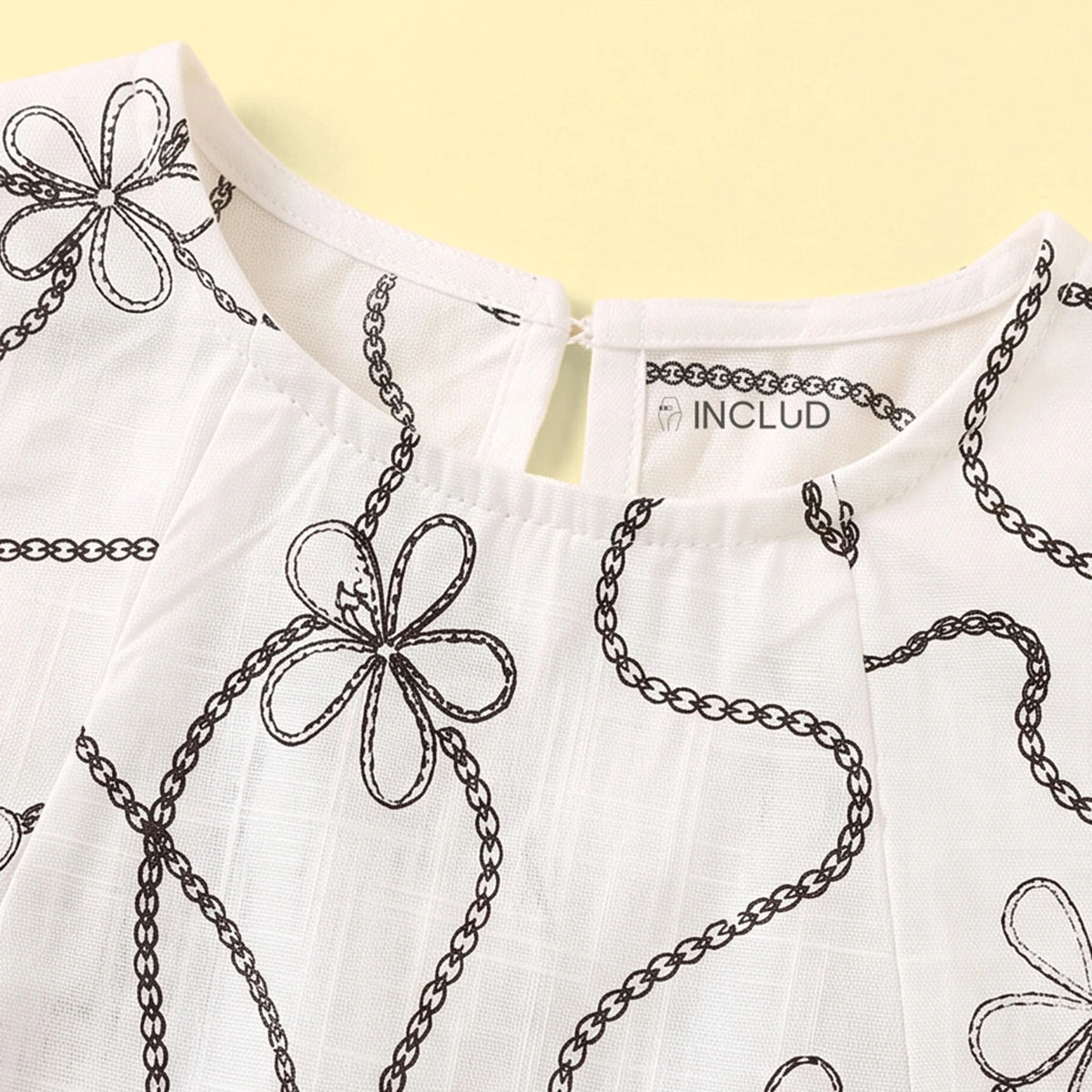 Girls White Floral Sleeveless Top With Pants Sets 2 pc. Sets