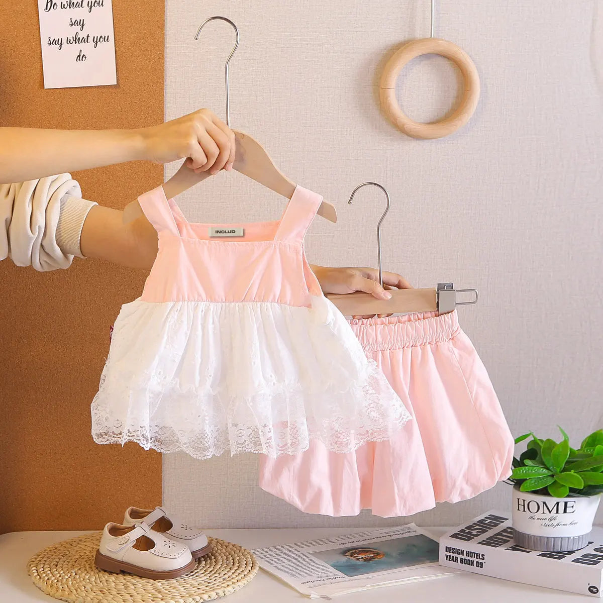 Girls Pink Sleeveless Lace Hem Top With Bloomer-style Shorts Sets Sets Pink 1-2 Y