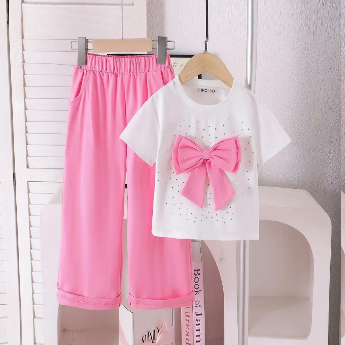 Girls White Embellished Short Sleeve T-Shirt With Pants Sets 2 pc. Sets White 3-4 Y