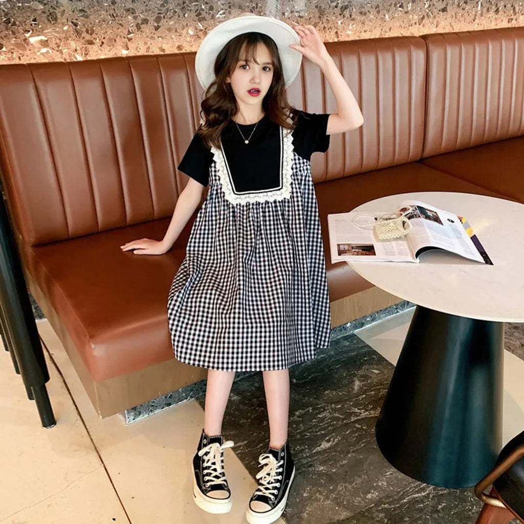 Girls Short Sleeve Plaid Dress With Lace Detailing