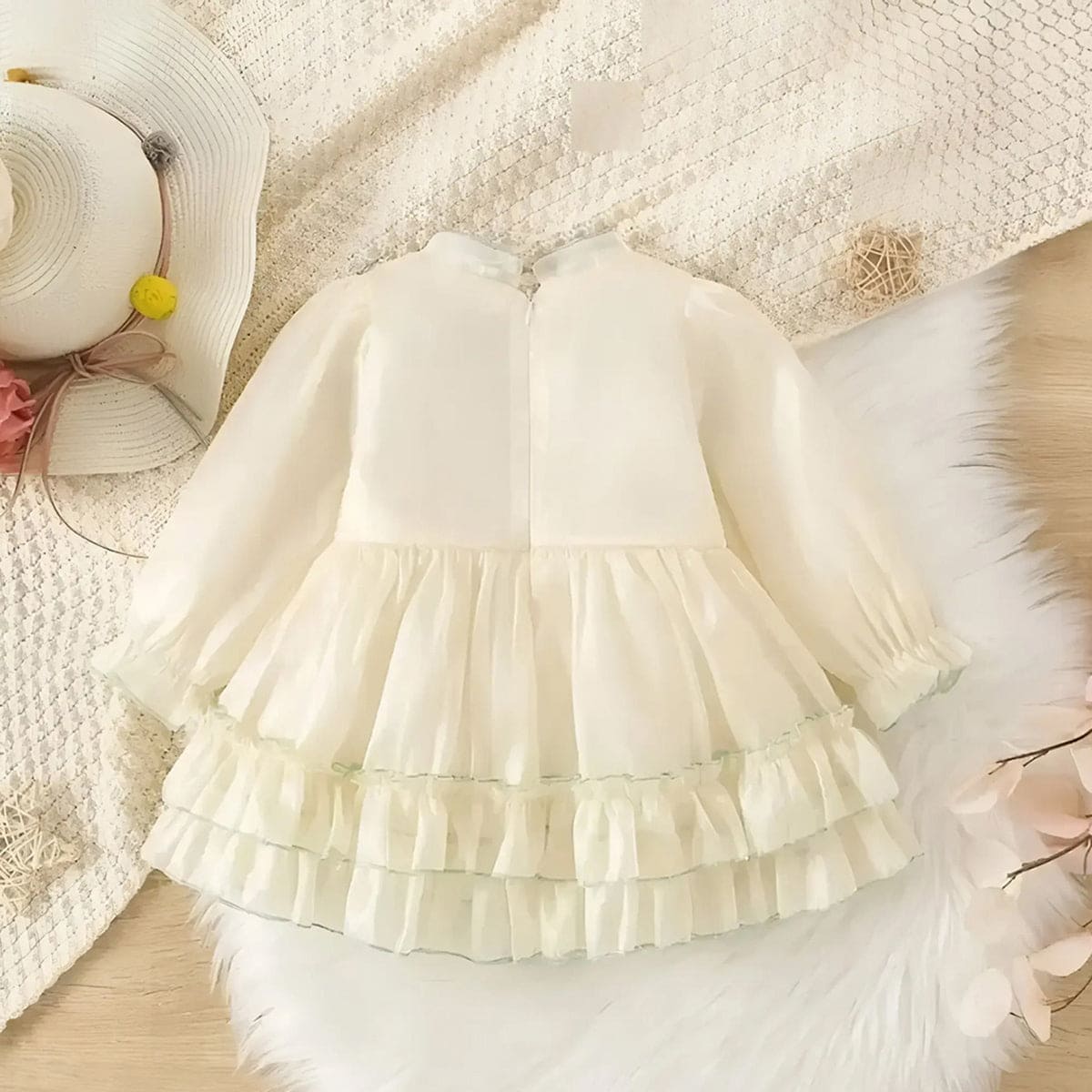 Girls Off White Long Sleeve Flower Embroidery Dress Casual Dresses