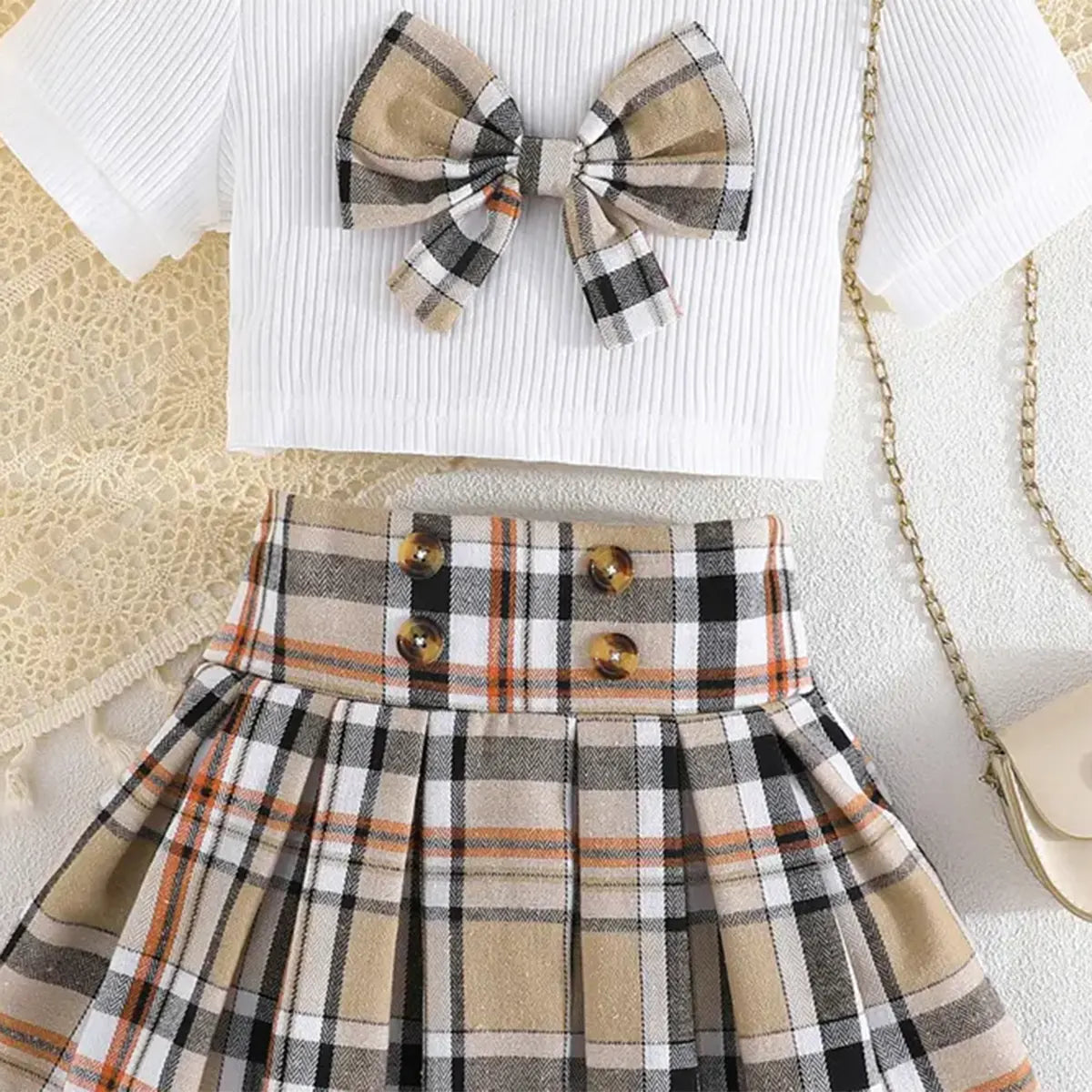 Girls White Bow Applique Top With Checked Pleated Skirt Sets Sets