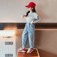 Girls Printed Long Sleeve Gray Top With Denim Jeans Sets Sets   