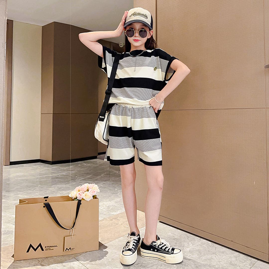 Girls Striped T-shirt with Shorts Set Sets   