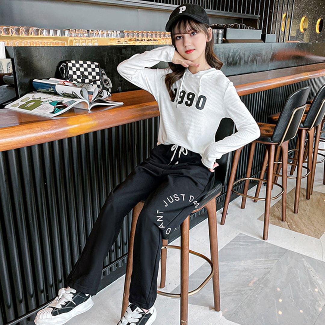 Girls Black Printed Hoodie with Sweatpants Set Sets Black 3-4 Y 