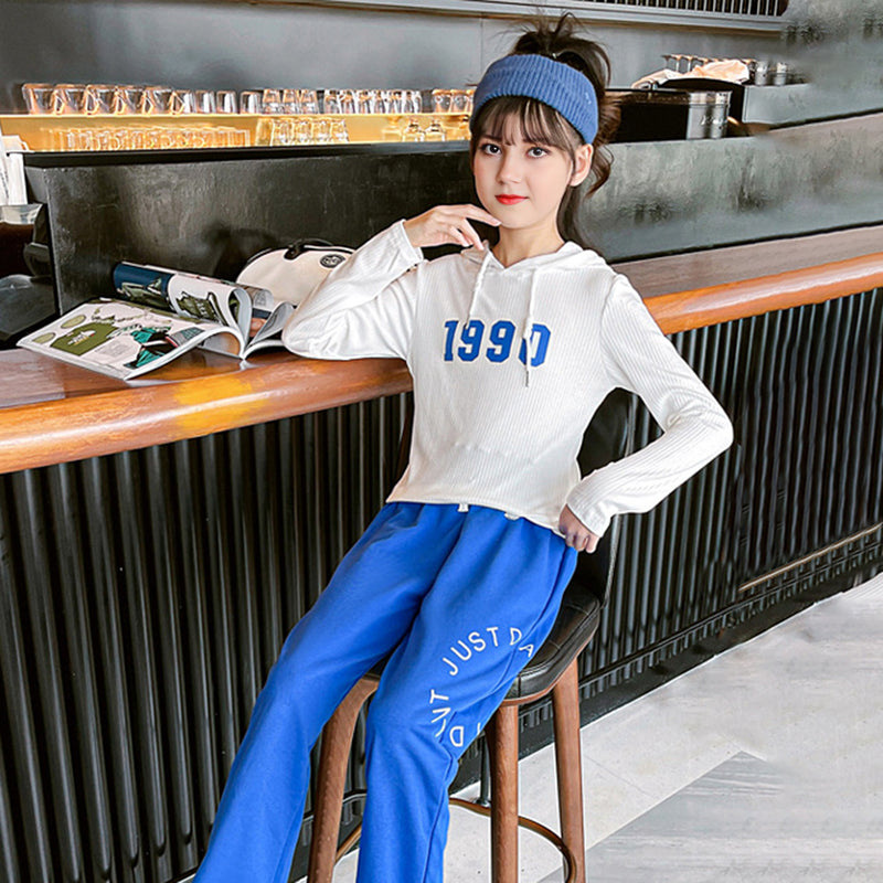 Girls Blue Printed Hoodie with Sweatpants Set Sets   