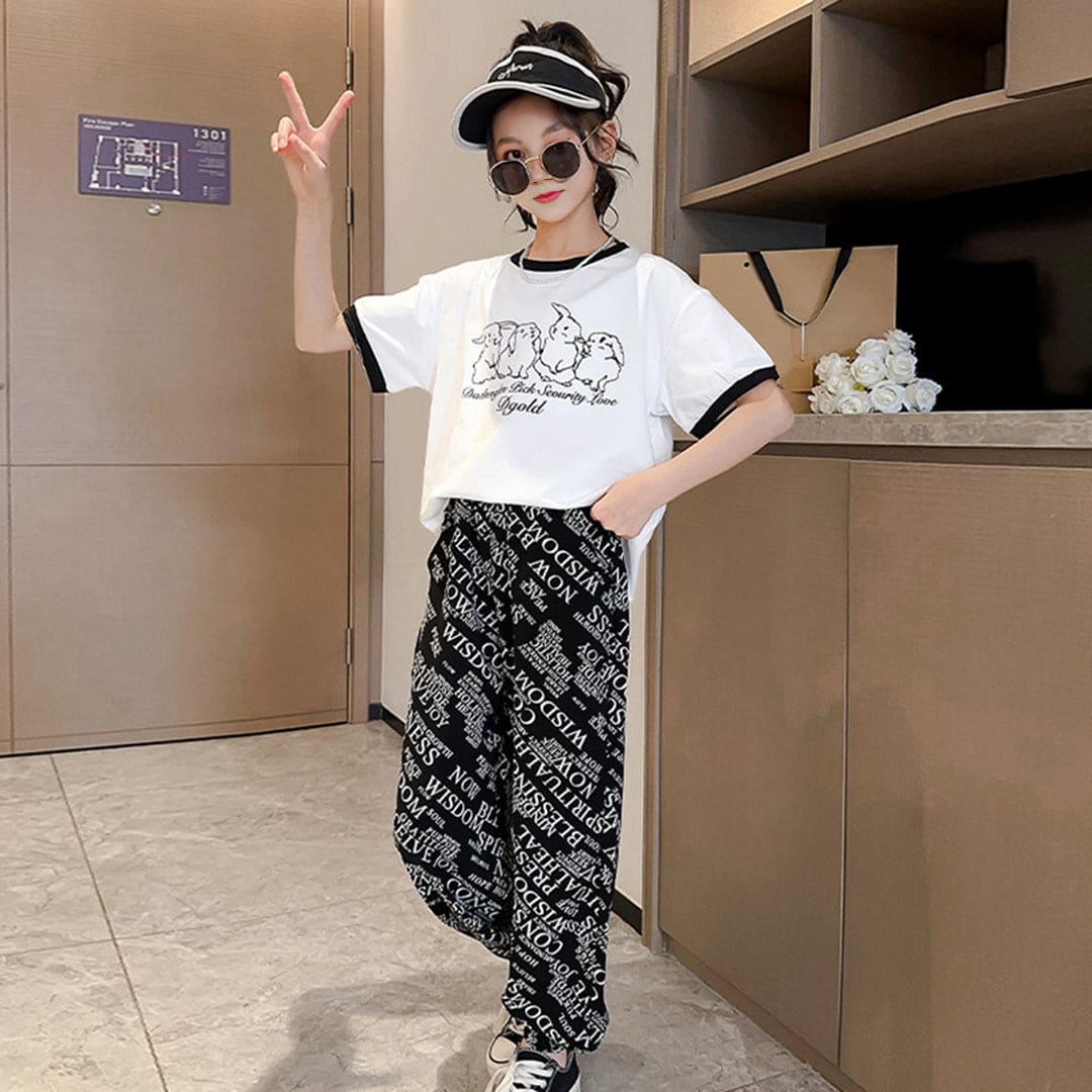Girls Short Sleeve Graphic T-Shirt With Printed Pants Set Sets   