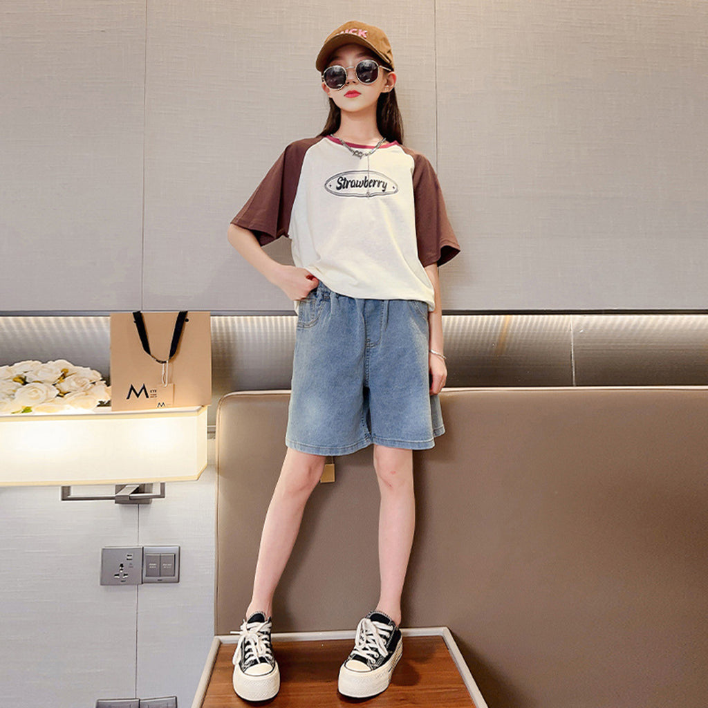Girls Beige Colorblocked Raglan Sleeves T-shirt with Denim Shorts Set