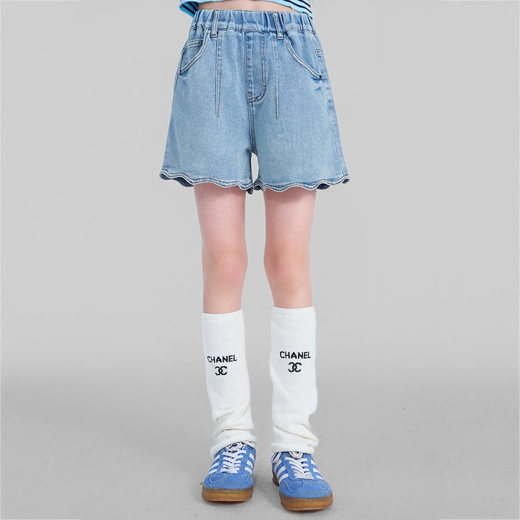 Girls Elasticated Scalloped Hem Denim Shorts Shorts   