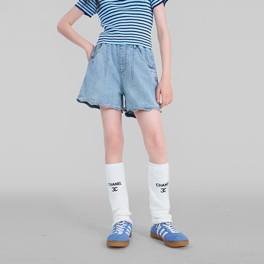 Girls Elasticated Scalloped Hem Denim Shorts Shorts   