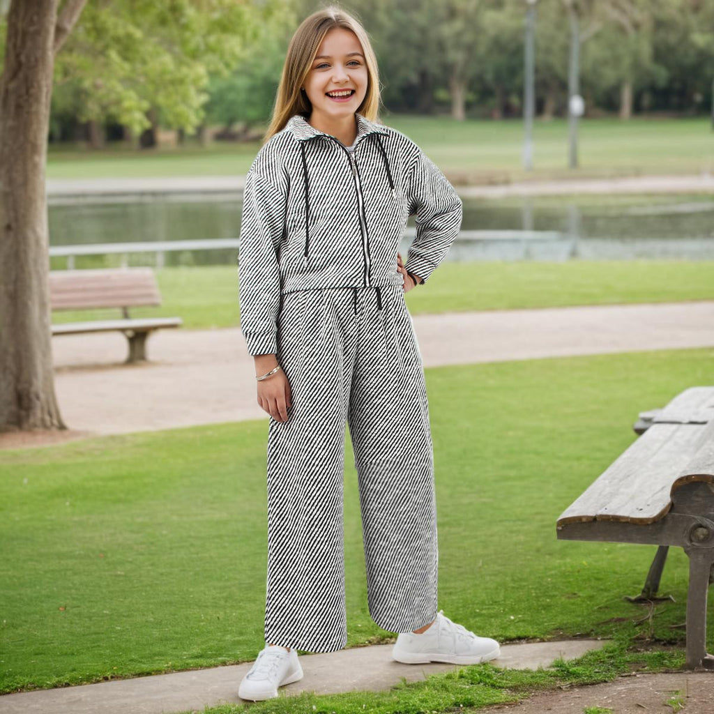 Girls Black Striped Full Sleeves Jacket with Pants Set Sets Black 9-10 Y 