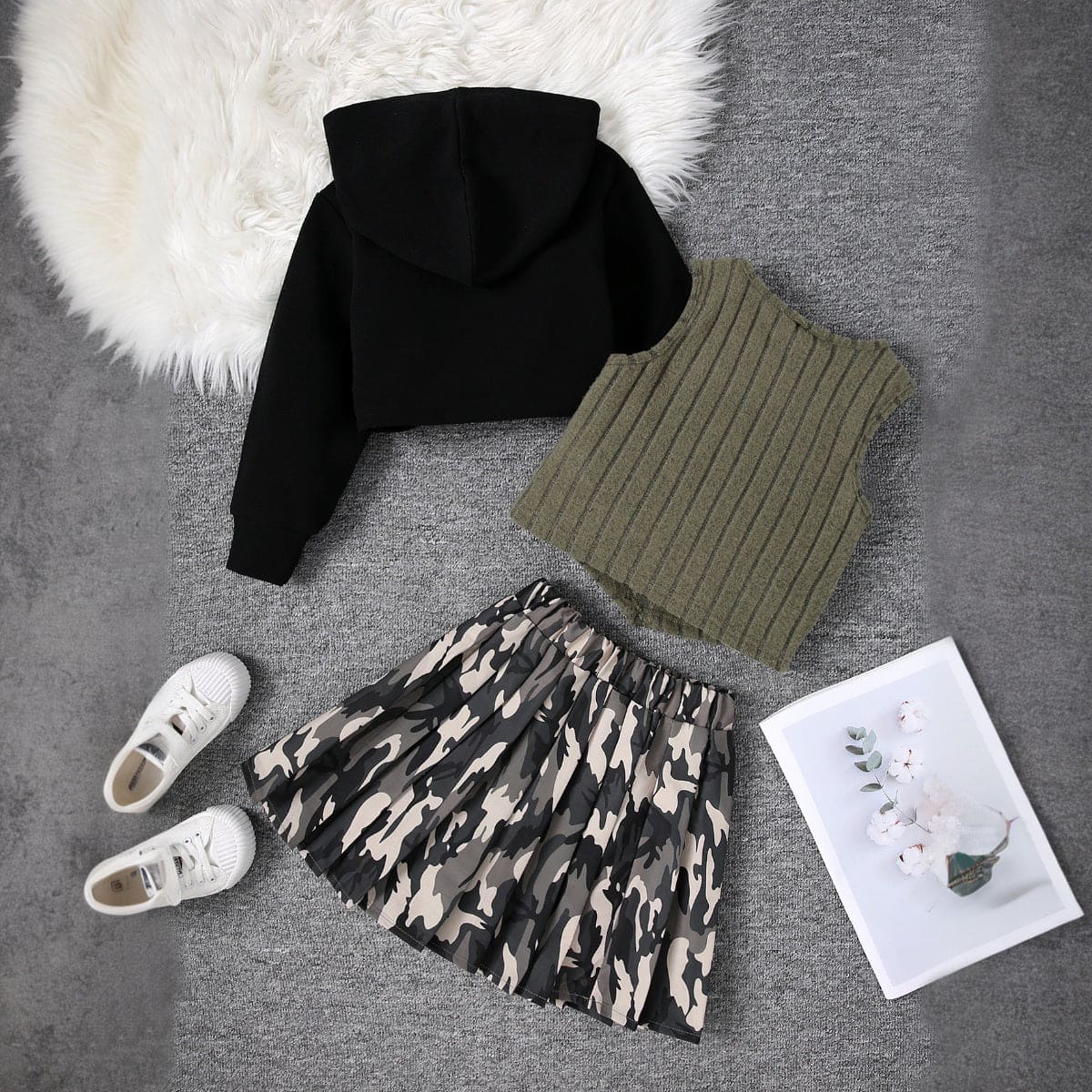 Girls Black Hooded Sweatshirt With Knitted Top And Printed Skirt Set Sets Black 4-5 Y