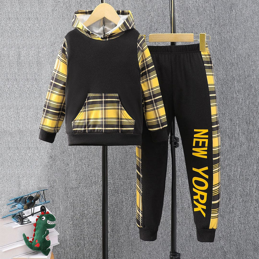 Boys Black Hooded Sweatshirt with Trackpants Set Sets Yellow 3-4 Y 