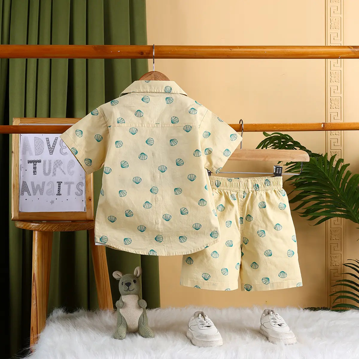 Boys Yellow Seashell Printed Short Sleeve Shirt With Printed Elasticated Shorts Set Sets