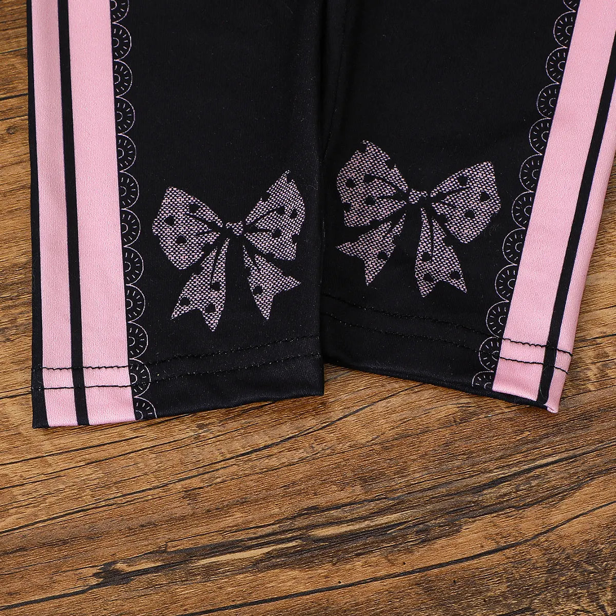 Girls Pink Alphanumeric Printed Long Sleeves Sweatshirt With Pant Sets Sets