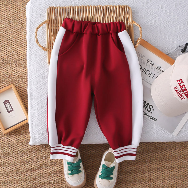 Boys Red Typographic Printed Front Open Jacket With T-Shirt & Joggers Set Sets