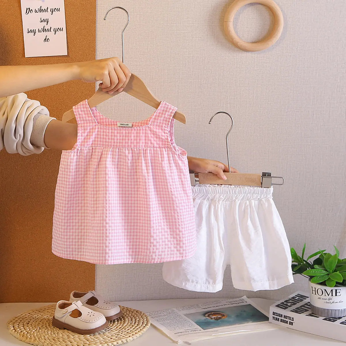 Girls Light Pink Gingham Checked Sleeveless Top With Short Sets Sets Light Pink 1-2 Y