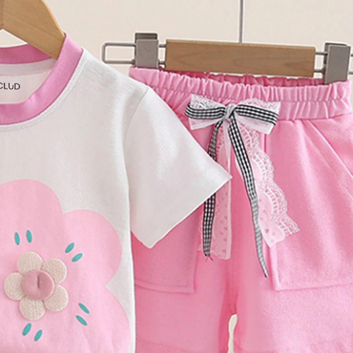 Girls Pink Floral Printed Short Sleeve T-Shirt With Elasticated Shorts Sets 2 pc. Sets