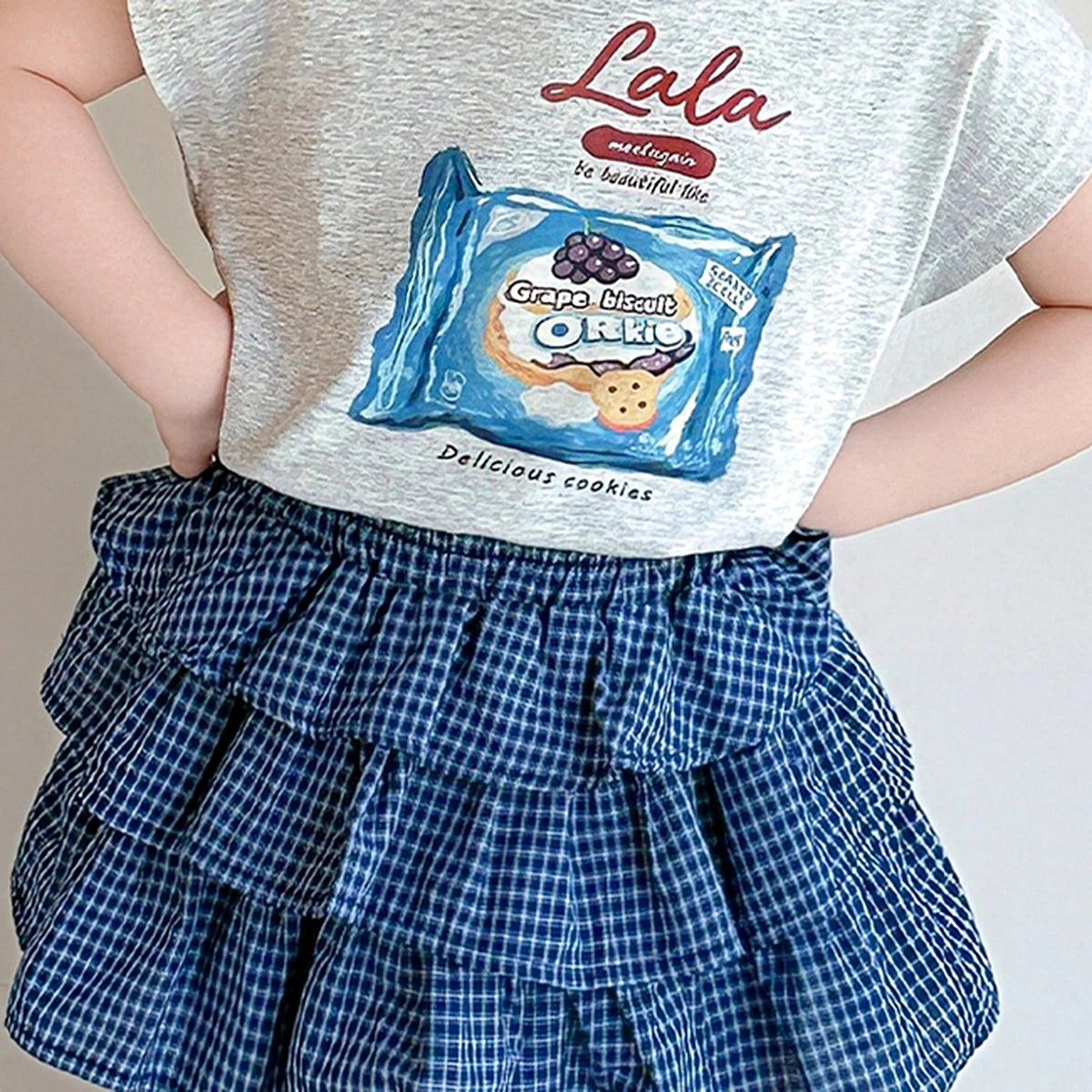 Girls Light Grey Graphic Top With Tiered Mini Skirt Sets Sets