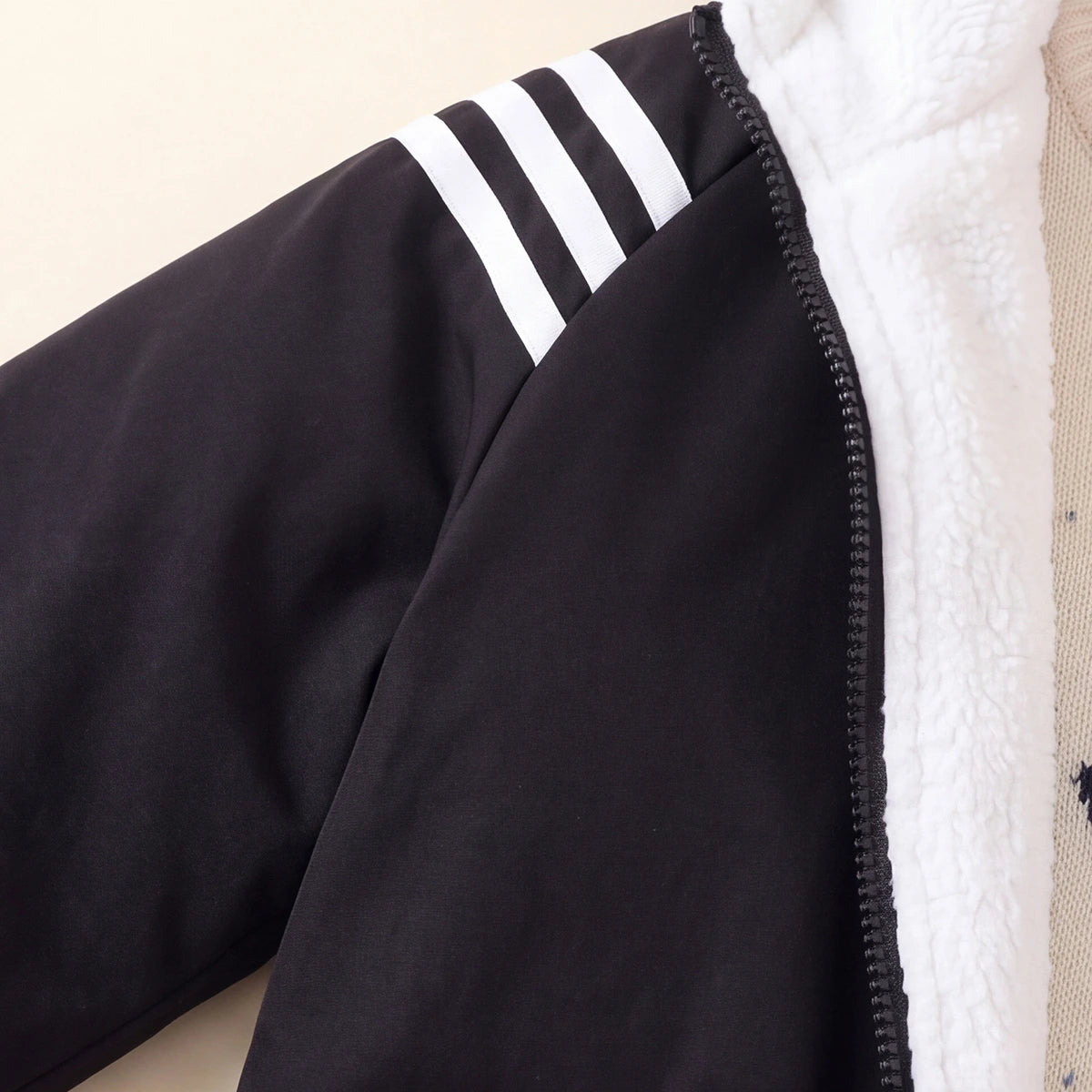 Boys White Hooded Full Sleeves Fleece Lined Jacket Coats & Jackets