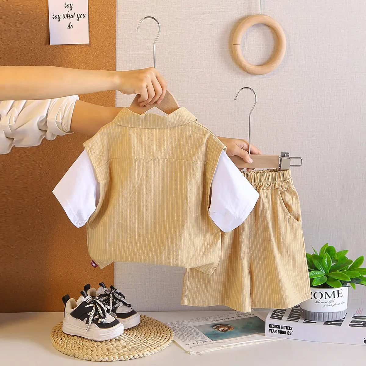 Boys Khaki Stripes Hal Ziper Polo T-Shirt With Shorts Sets Sets