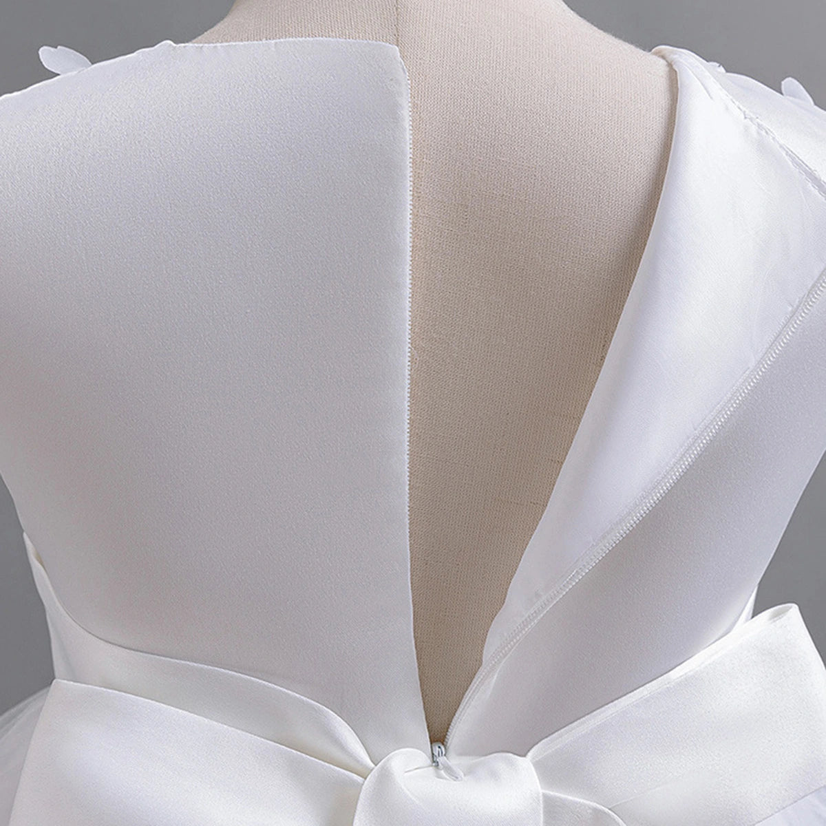 Girls White Floral Applique Sleeveless Tutu Party Wear Dress Party Dresses