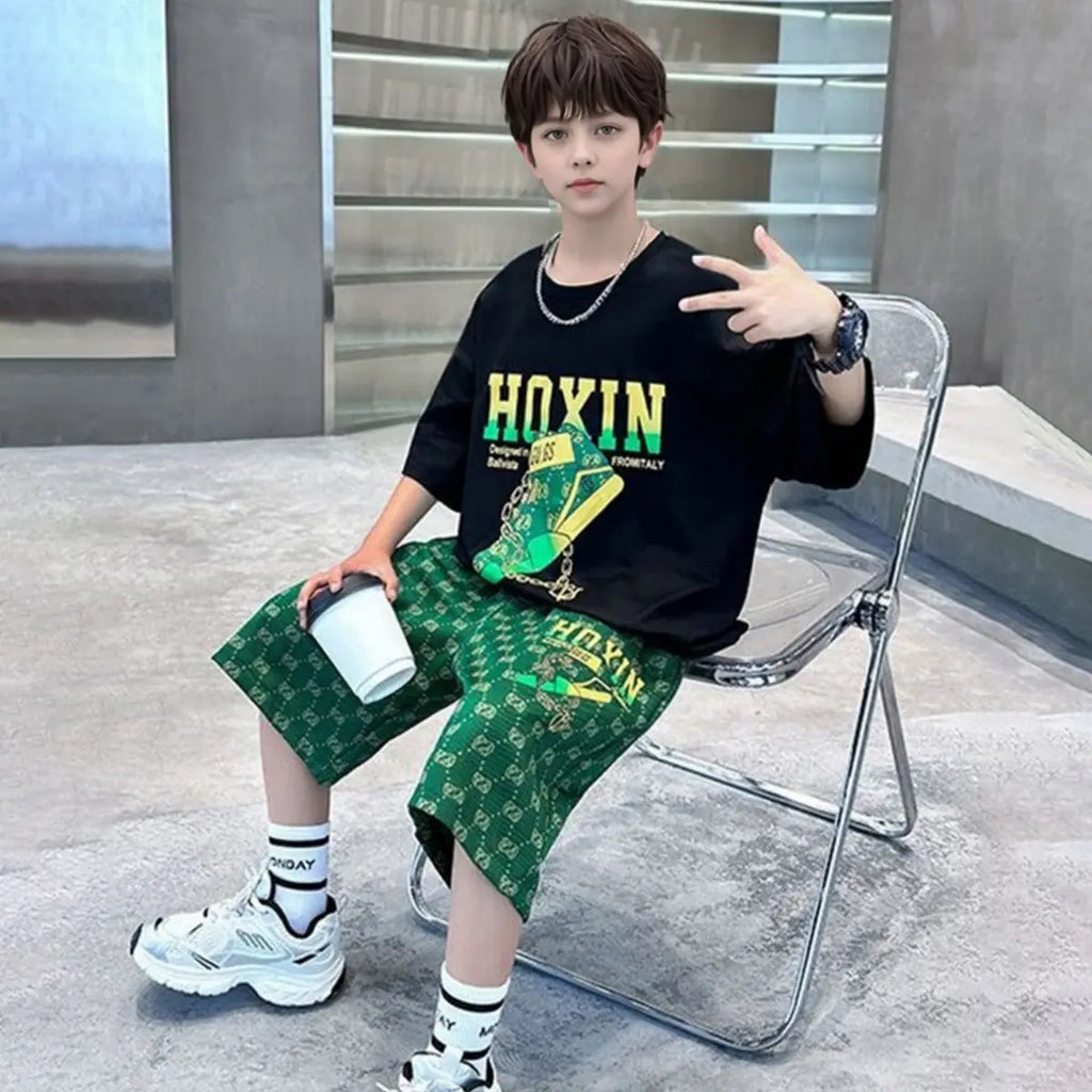 Boys Black Graphics Oversized T-Shirt With Shorts Set Sets