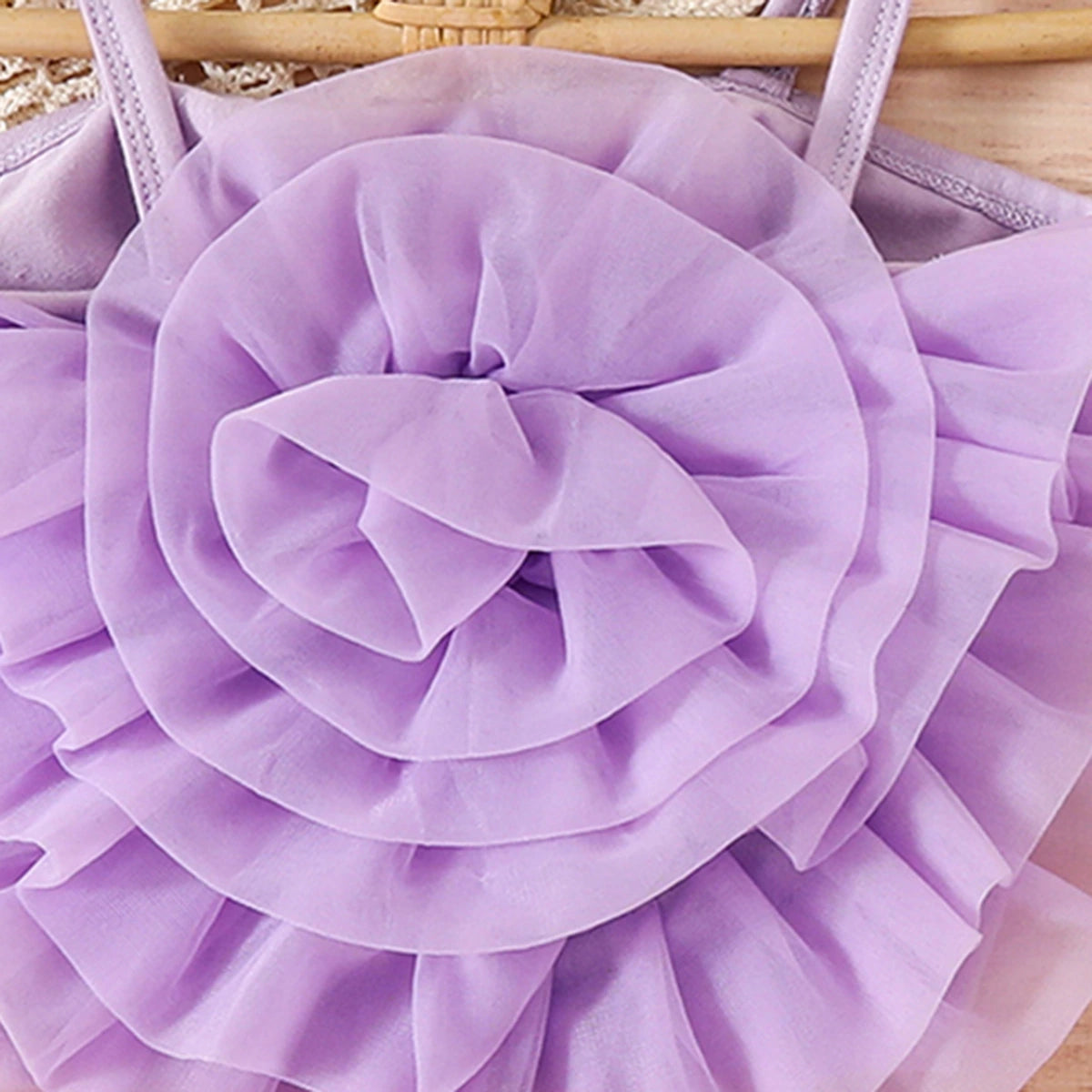 Girls Purple Big Flower Applique Crop Top With Star Printed Tiered Tulle Skirt Sets Sets