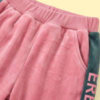 Girls Pink Typographic Printed Hooded Zipper Jacket With Jogger Sets Sets