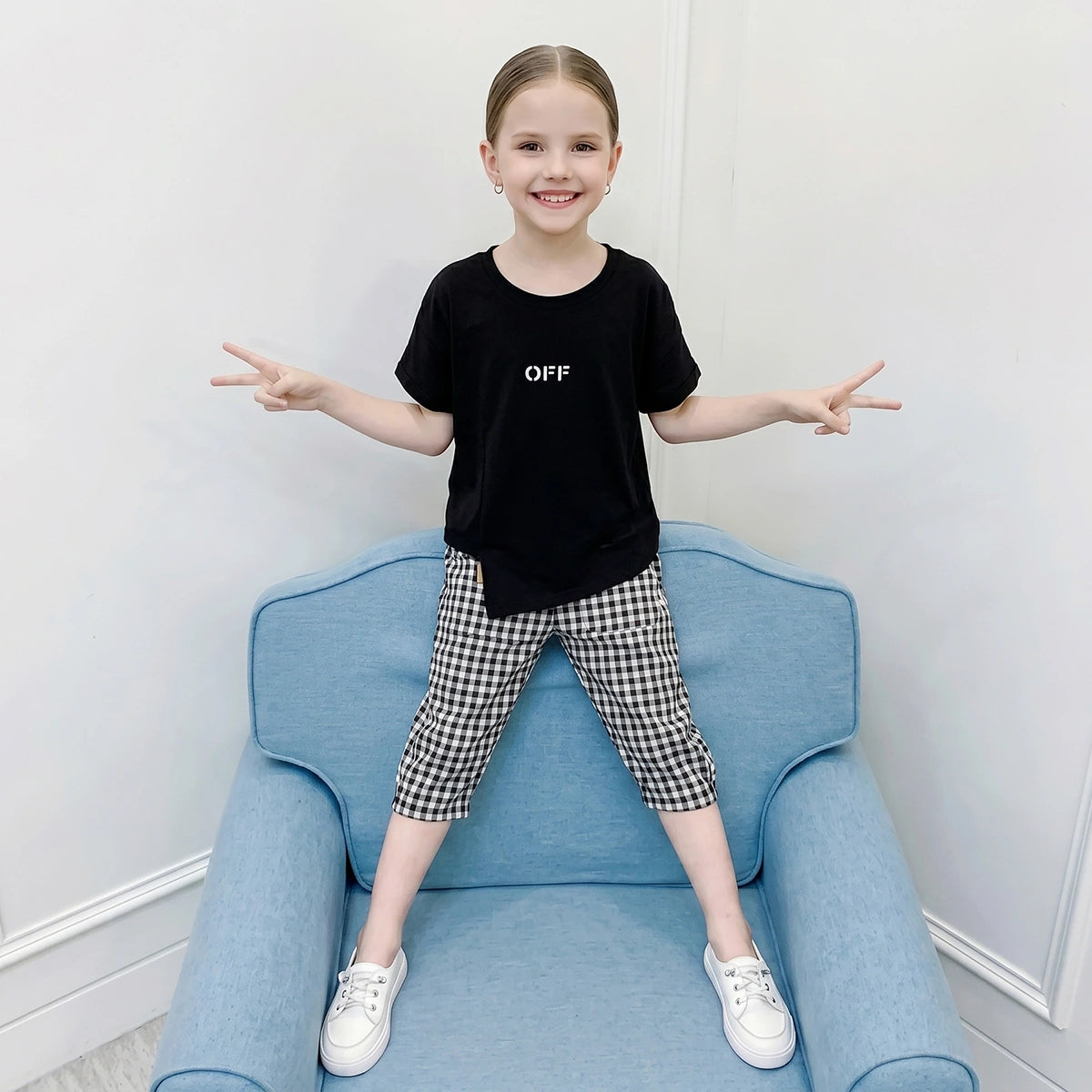 Girls Black Eye Graphic Printed Short Sleeve T-Shirt With Gingham Shorts Sets 2 pc. Sets Black 3-4 Y