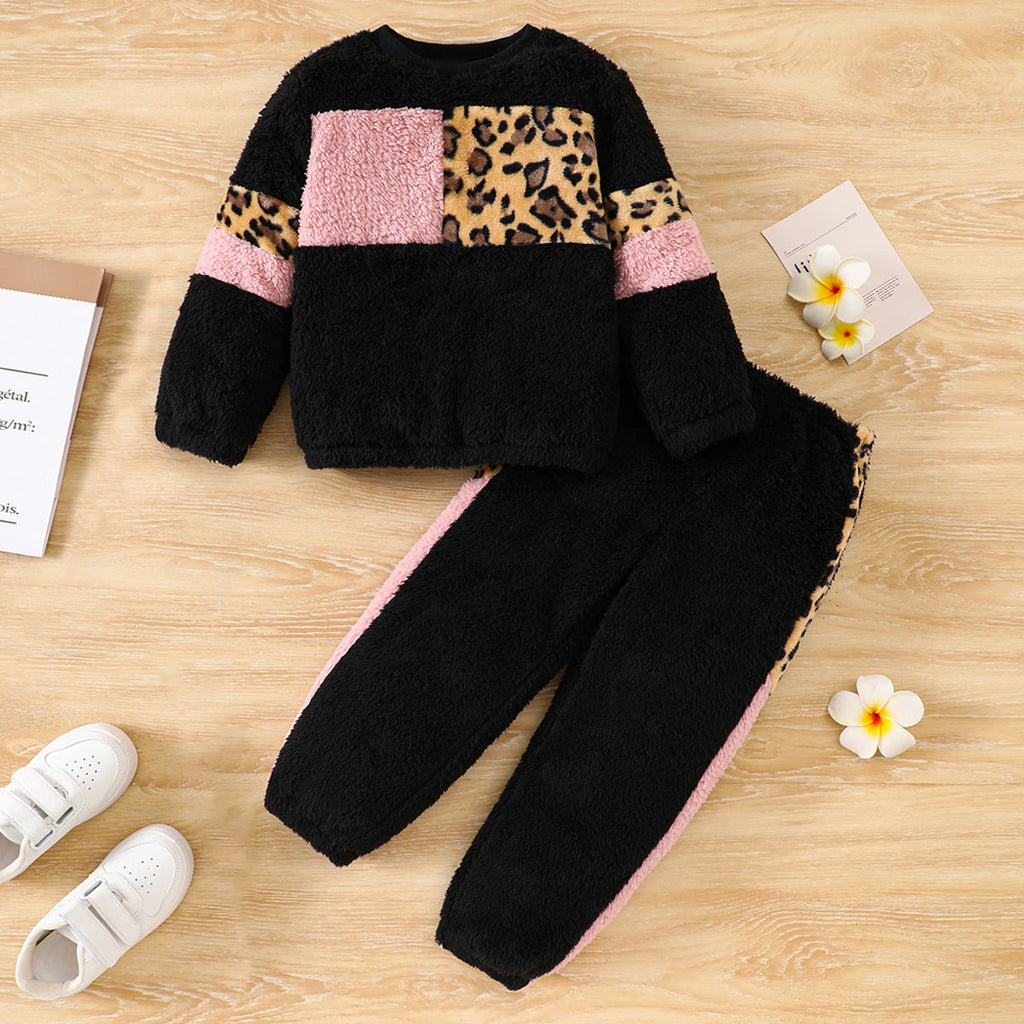 Girls Black Animal Printed Sweatshirt With Jogger Winter Co-ord Set 2 pc. Sets Black 3-4 Y