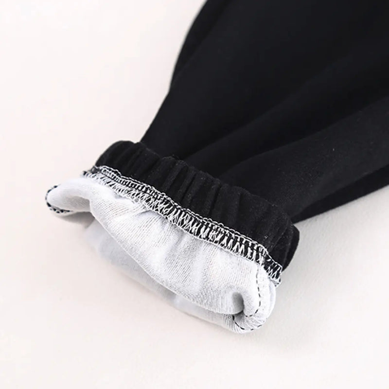 Boys Black Stripes Hal Zipper Sweatshirt With Jogger Sets Sets