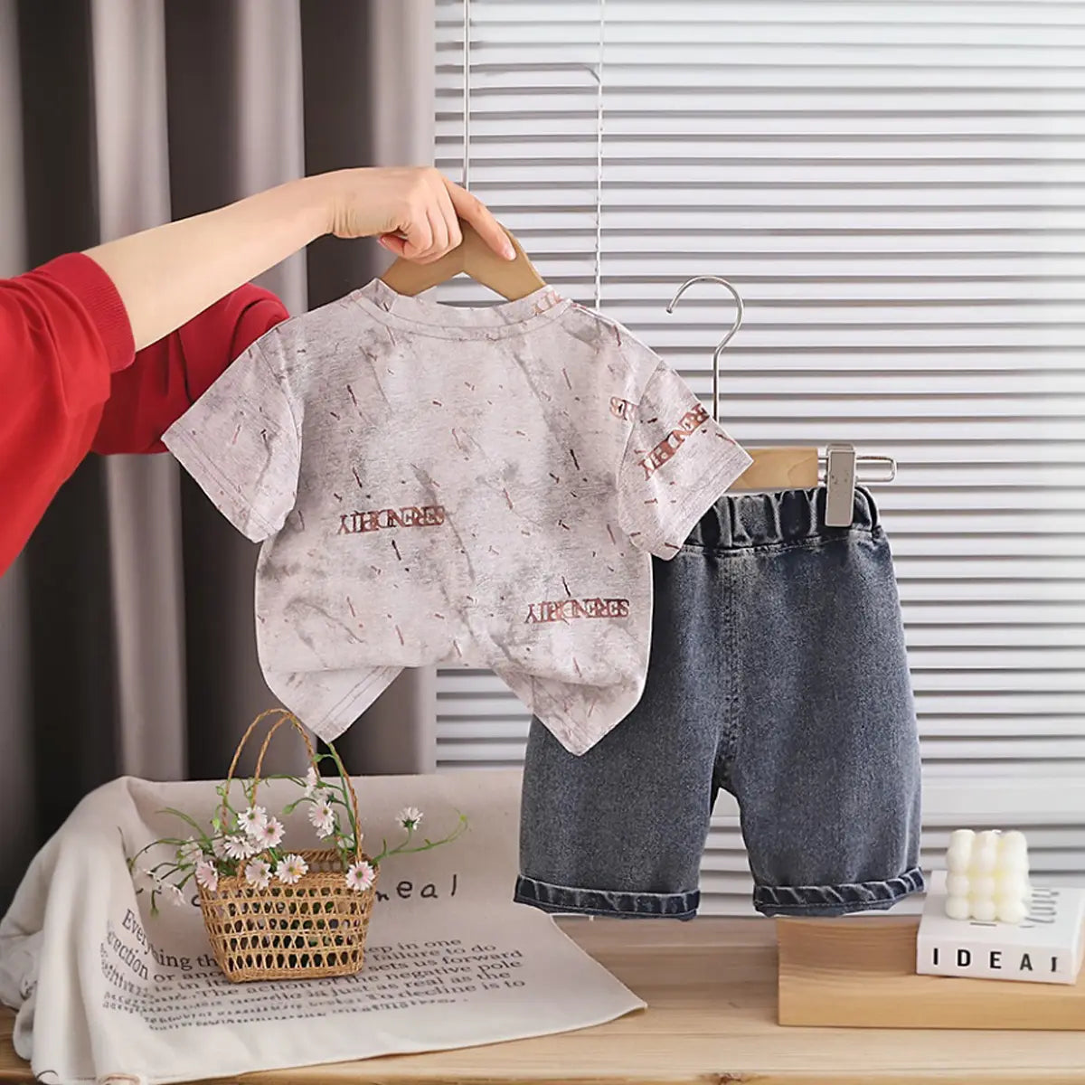 Boys Brown Typographic Print T-Shirt With Denim Shorts Sets Sets