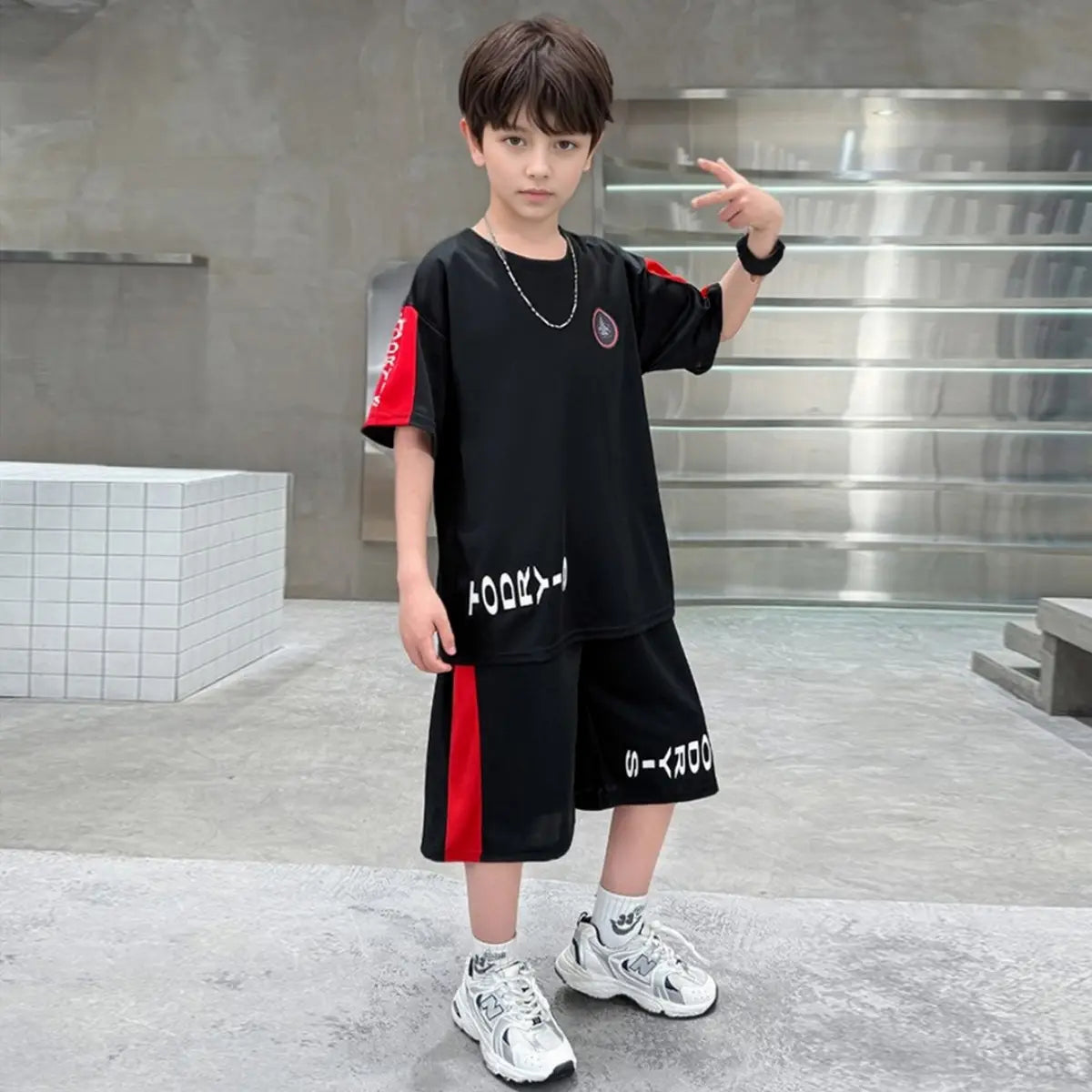 Boys Black Typographic Printed Oversized T-Shirt With Shorts Sets Sets