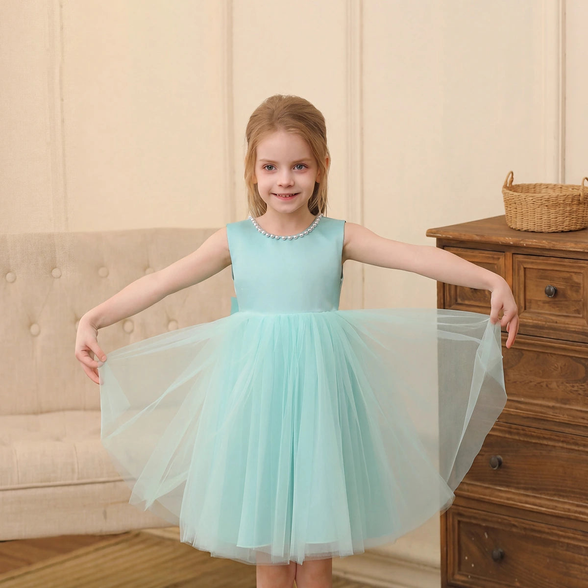 Girls Light Green Beaded Neck Sleeveless Fit & Flare Party Wear Dress Party Dresses Light Green 2-3 Y