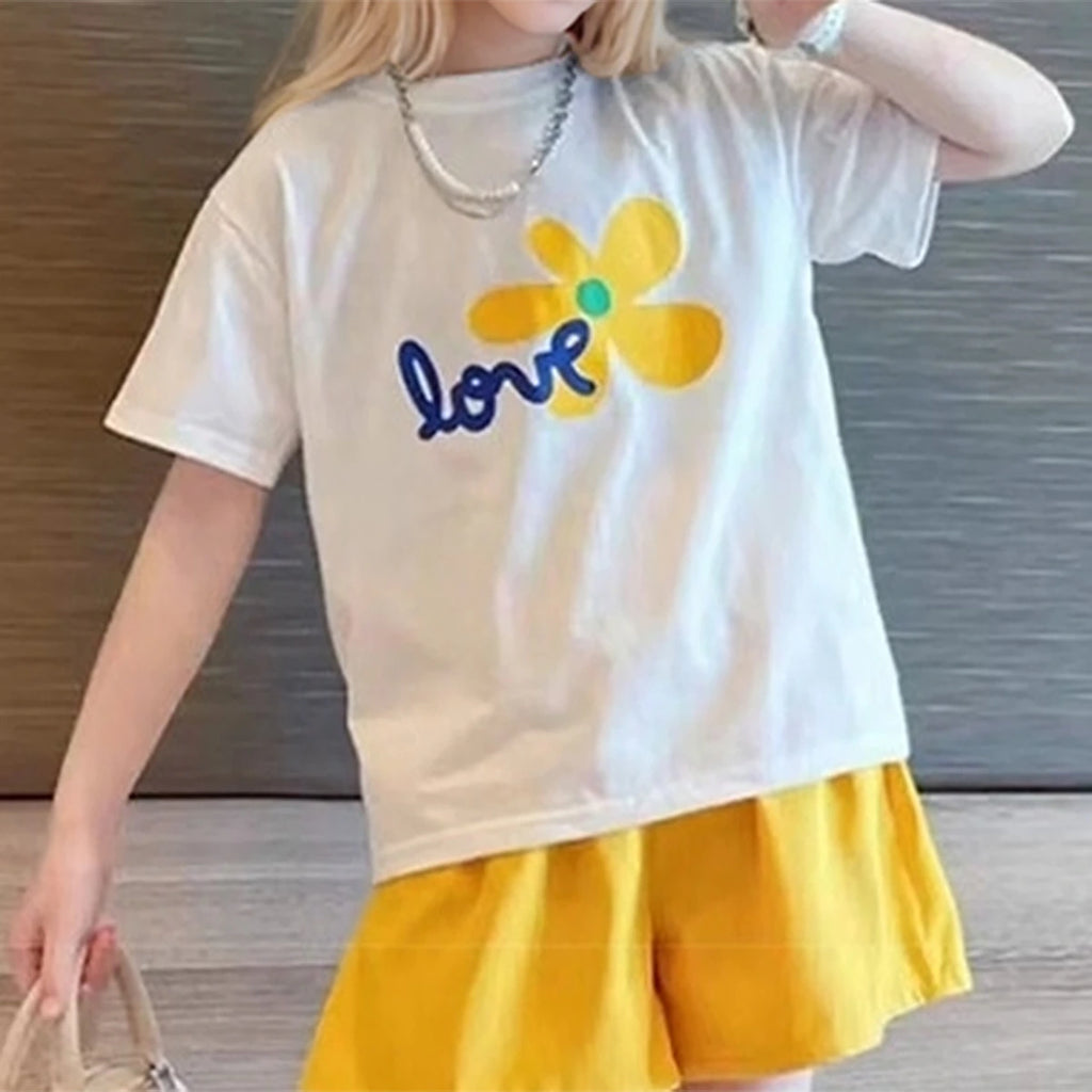 Girls Yellow Flower Print Short Sleeve T-shirts With Wide-Leg Shorts Sets Sets