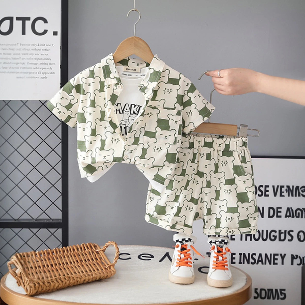 Boys Green Allover Bear Print Shirt With Short & Sleeveless T-Shirt Sets Sets Green 1-2 Y