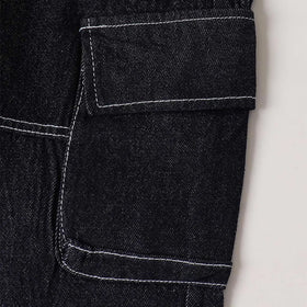 Boys Black Solid Cargo Jeans With Elasticated Waistband Cargo Pants