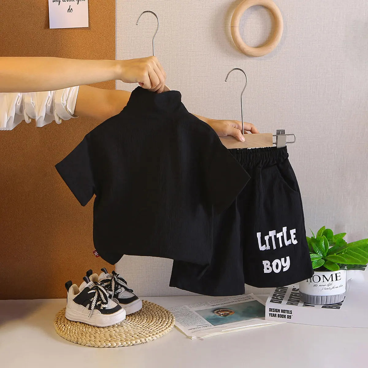 Boys Black Typographic Printed Oversized T-Shirt With Shorts Co-ord Sets Sets
