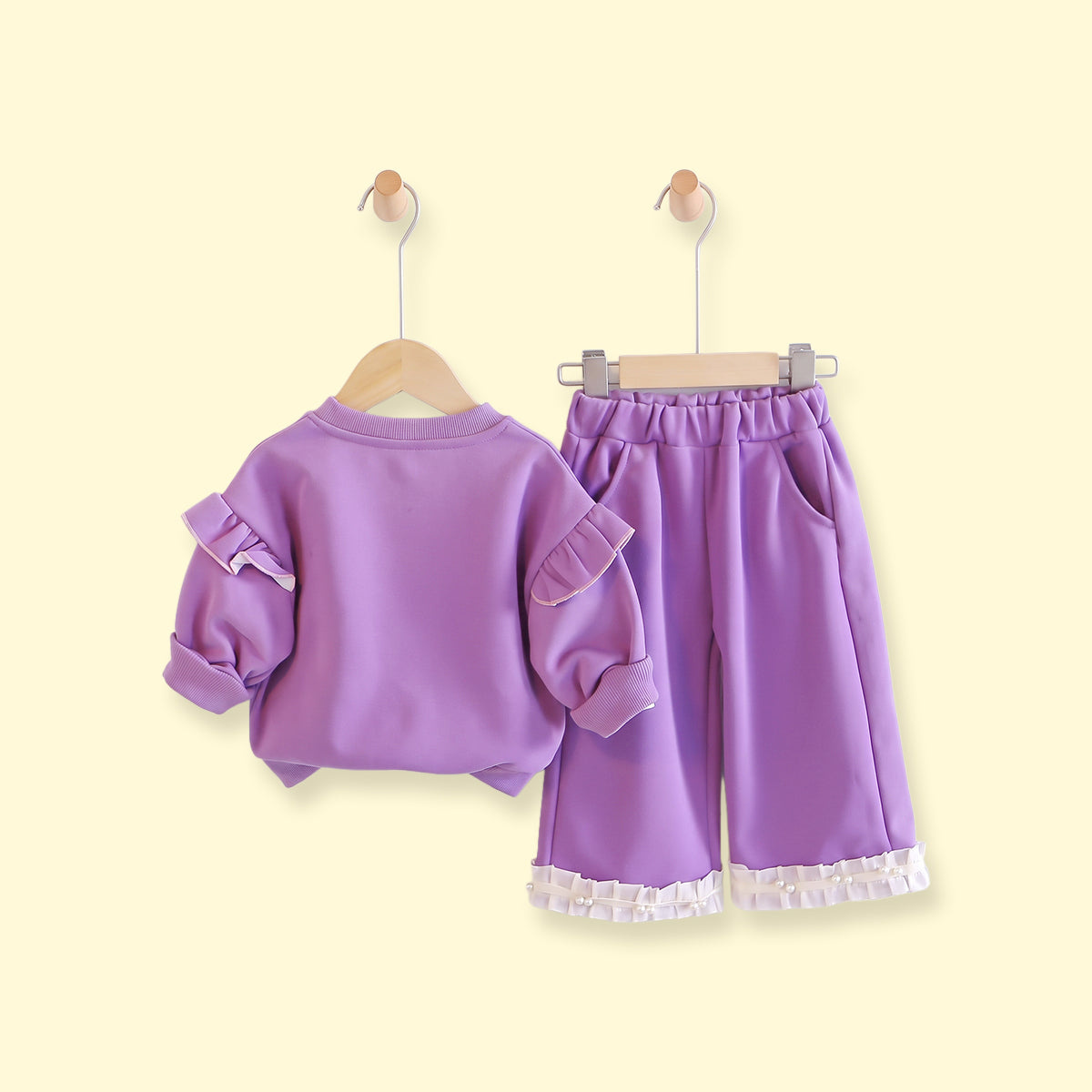 Girls Purple Embellished Sweatshirt & Pants Sets Sets