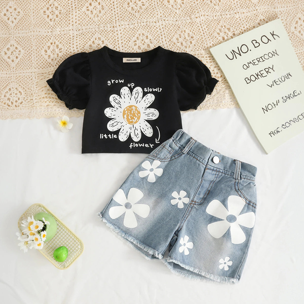 Girls Black Floral Printed Puff Sleeves Top With Denim Shorts Set Sets Black 2-3 Y