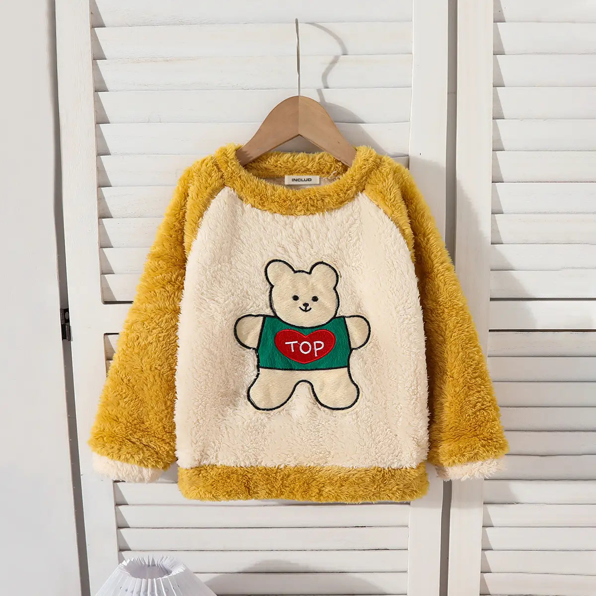 Girls Yellow Polar Fleece Bear Embroidered Sweatshirt With Pants Sets Sets