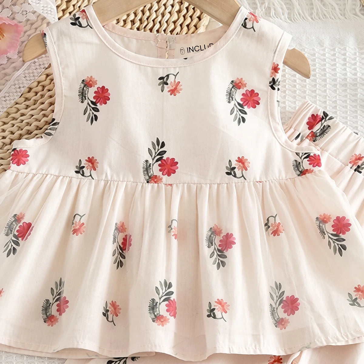 Girls Off White Floral Print Top With Pants Sets 2 pc. Sets