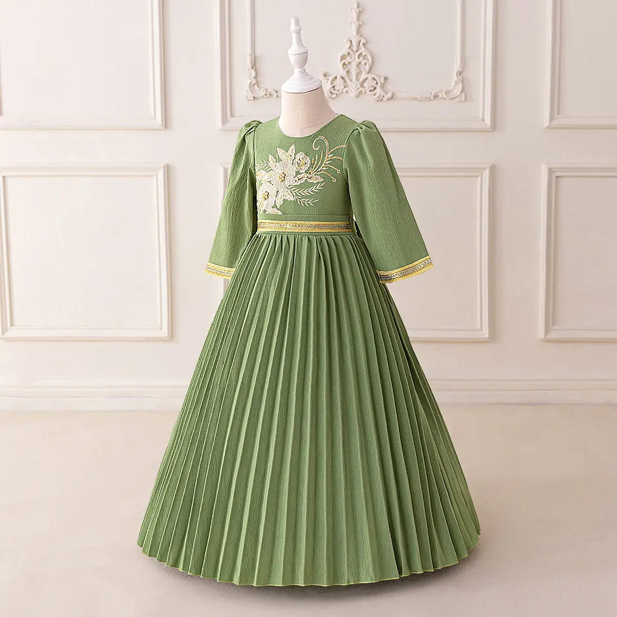 Girls Green Embroidered Maxi Dress With Three-quarter Sleeves Casual Dresses