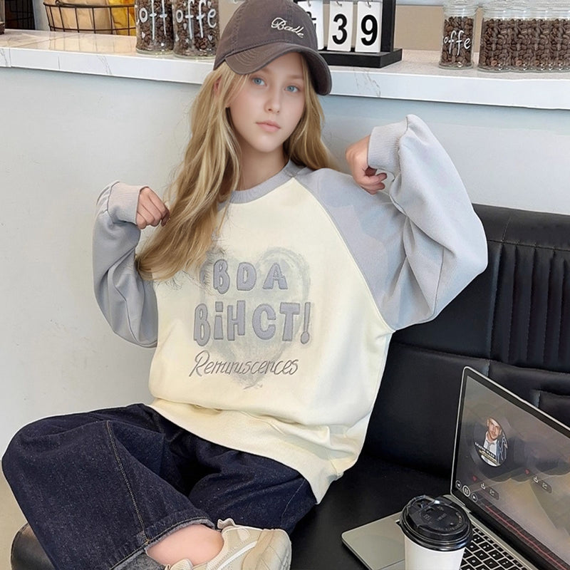 Girls Grey Typographic Printed Raglan Winter Sweatshirts Sweatshirts & Hoodies