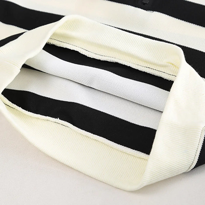Boys Black Stripes Hal Zipper Sweatshirt With Jogger Sets Sets