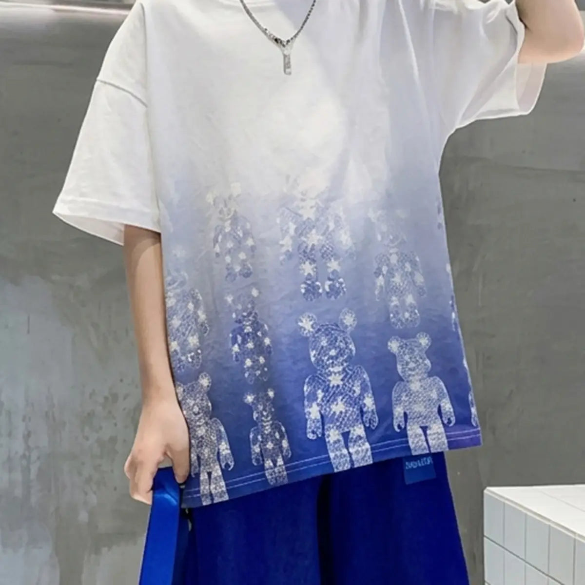 Boys Blue Bear Print Drop Shoulder T-Shirt With Jogger Sets Sets