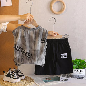 Boys Grey Typographic Printed Sleeveless T-Shirt With Shorts Sets Sets